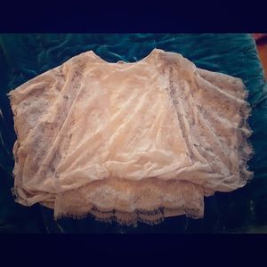Fossil Size Small off white Lace Shirt